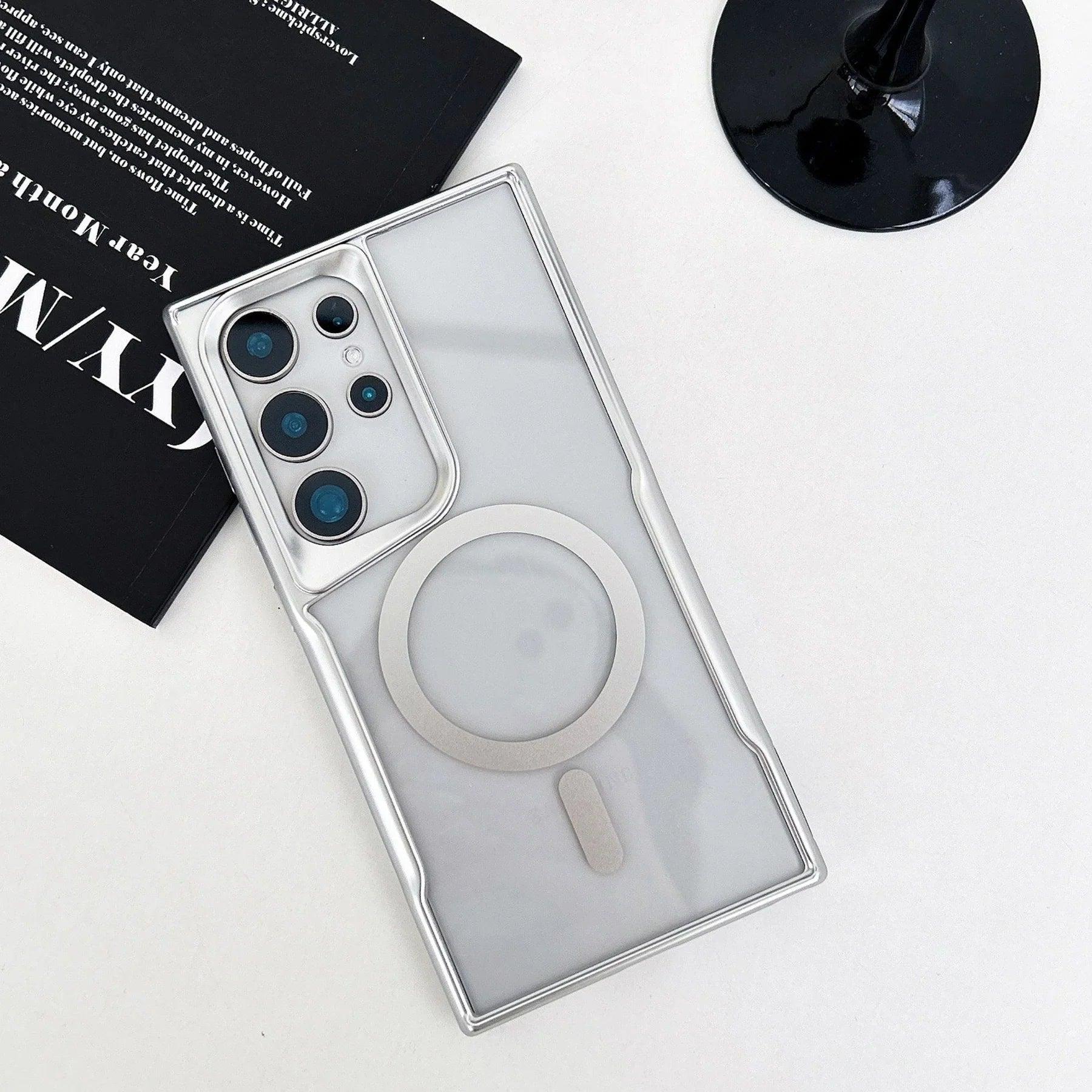 Brilliance Acrylic Clarity MagSafe Case - SCS India